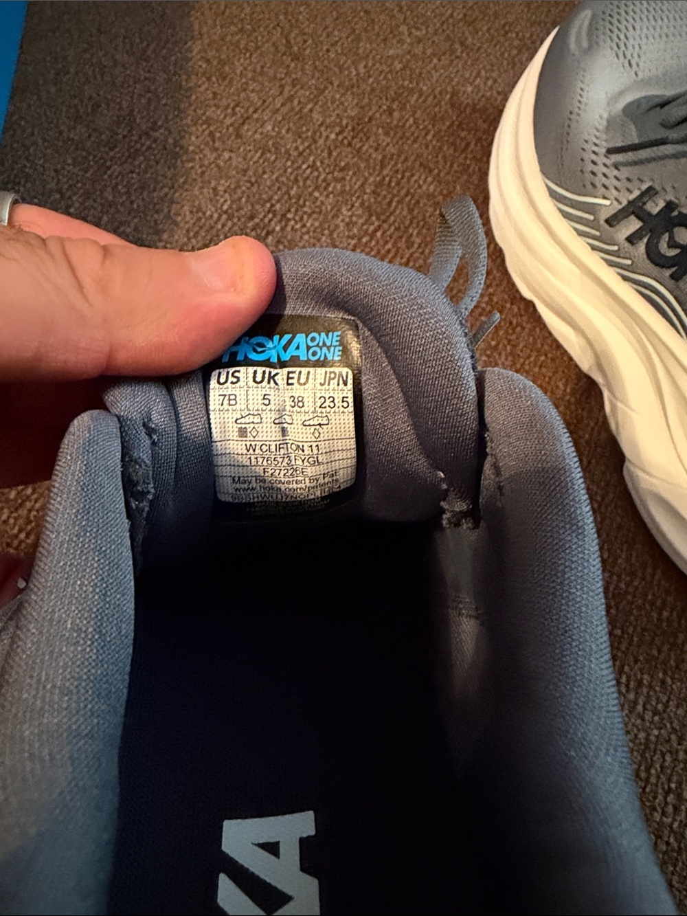 HOKA Clifton 11 - Picture 4 of 4